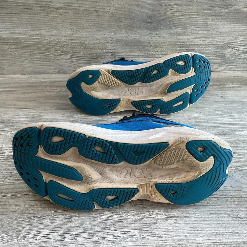 HOKA Skyflow Men's Size 9D Varsity Navy Electric Cobalt Blue Shoes 1155111-VVY